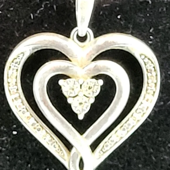 Silver Heart Pendant Necklace C - Picture 9 of 9